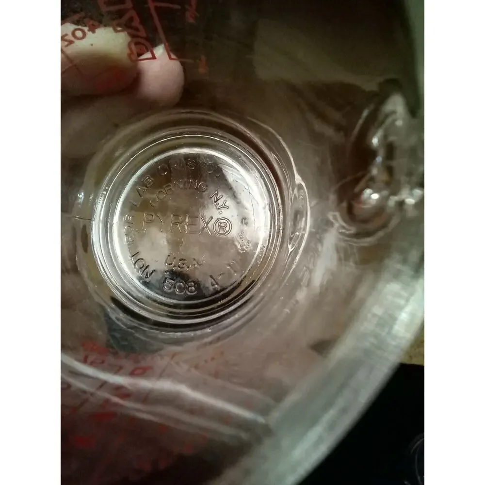 Vintage Pyrex Glass 1 C & 2 C Measuring Cups #508 #516